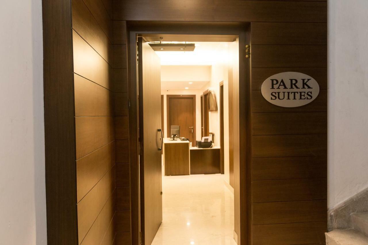 Park Suites Calcutta Exteriör bild